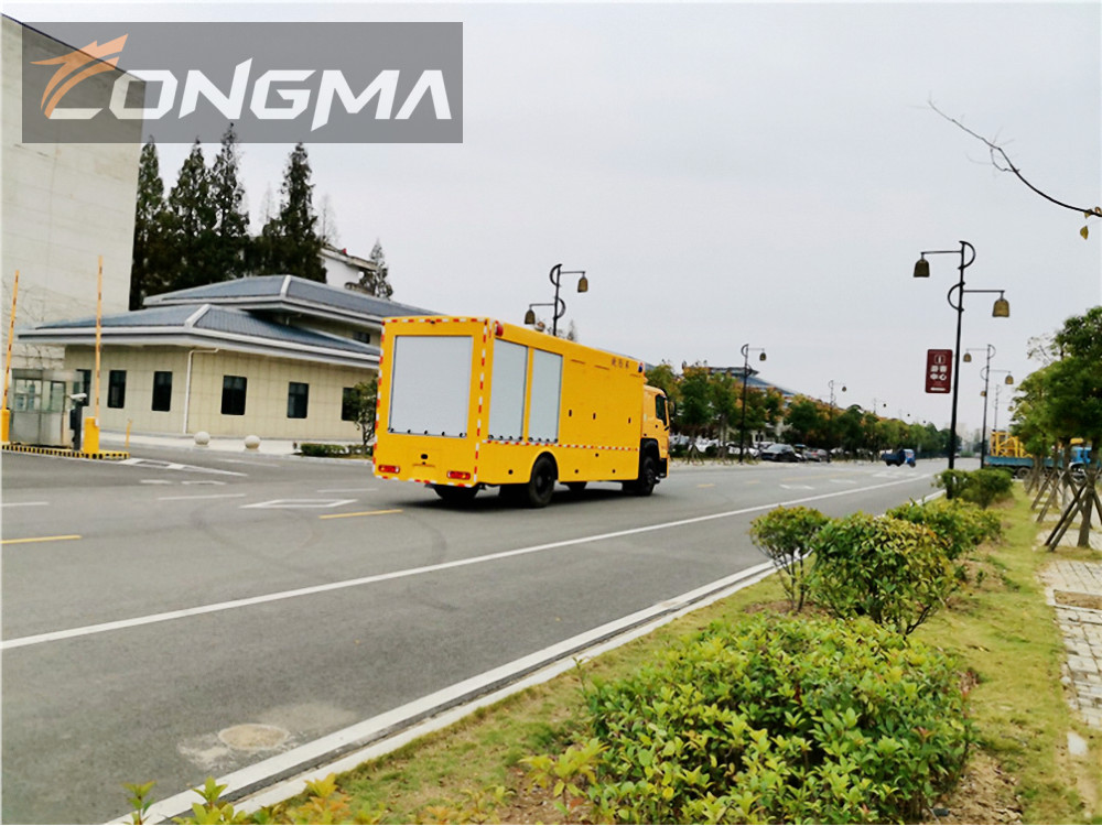 重汽豪沃大流量排水抢险车(4000m³/h)