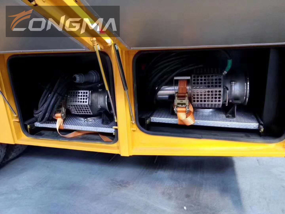 重汽豪沃大流量排水抢险车(4000m³/h)