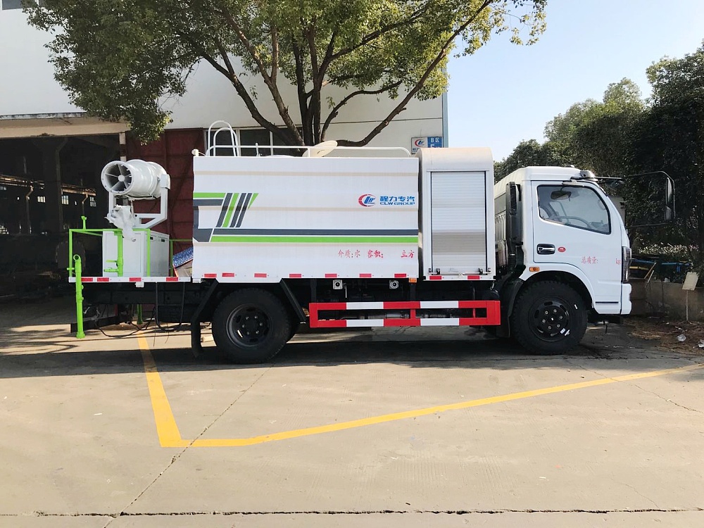 东风凯普特多功能雾炮车(国六6.5立方/30-60米雾炮)