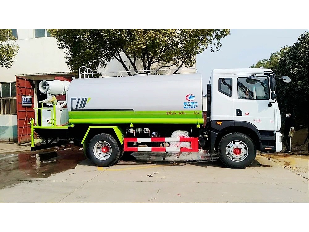 东风多利卡D9洒水雾炮车(国六14立方/30-40米雾炮)