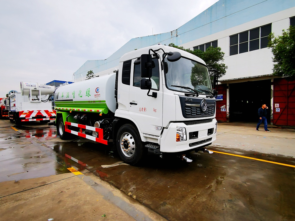 东风天锦绿化喷洒抑尘车(国六12立方/30-40米雾炮)