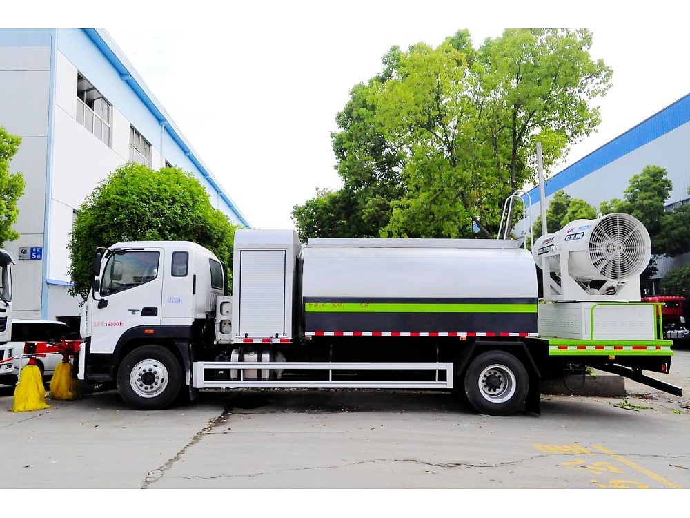 福田欧马可雾炮车(国六10立方/50-100米雾炮)