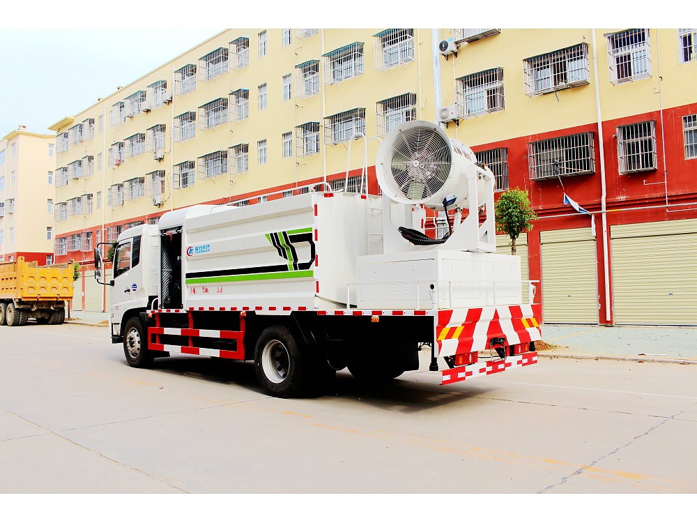 东风天锦多功能雾炮车(国六11.3立方/50-100米雾炮)