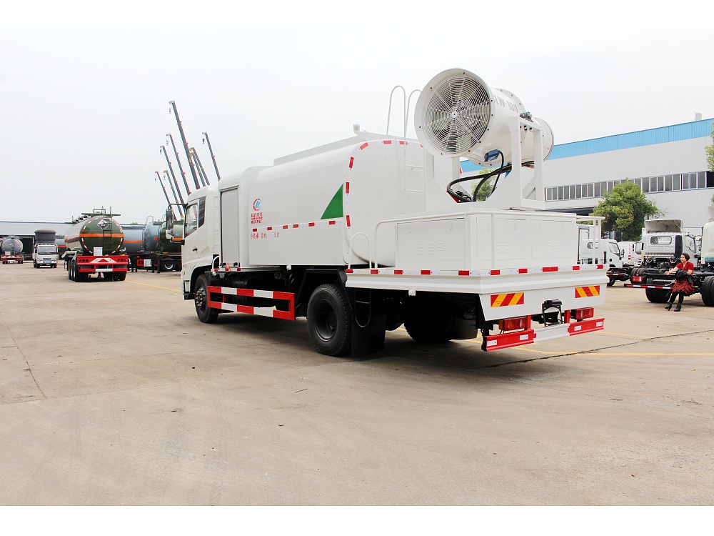 东风天锦抑尘抑尘车(国六10立方/50-100米雾炮)