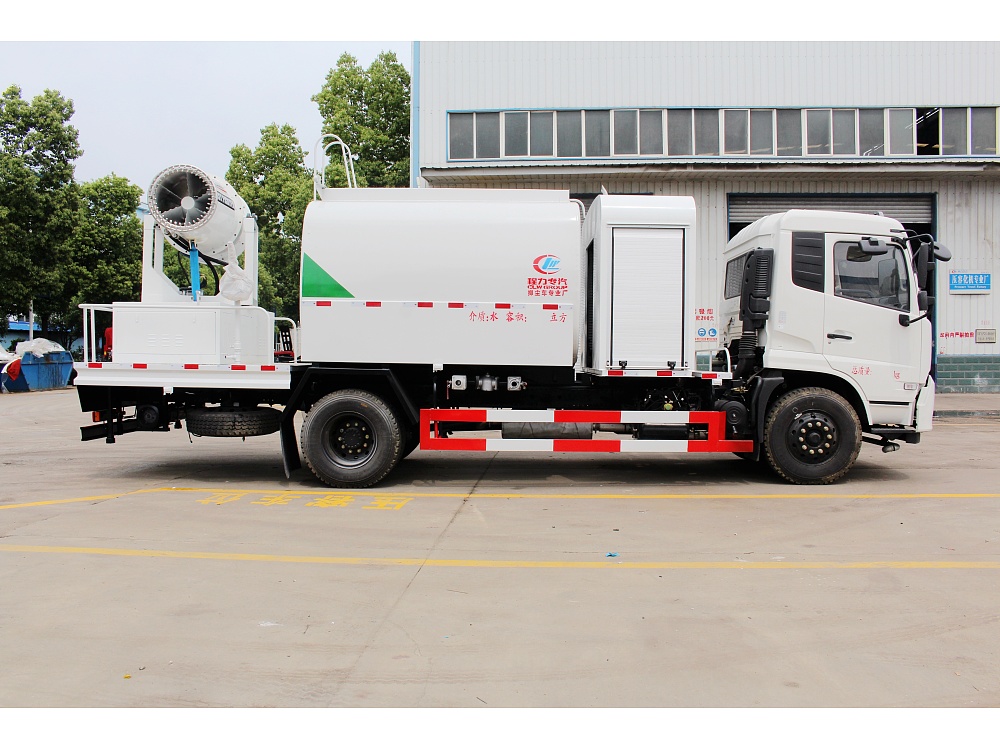 东风天锦抑尘抑尘车(国六10立方/50-100米雾炮)