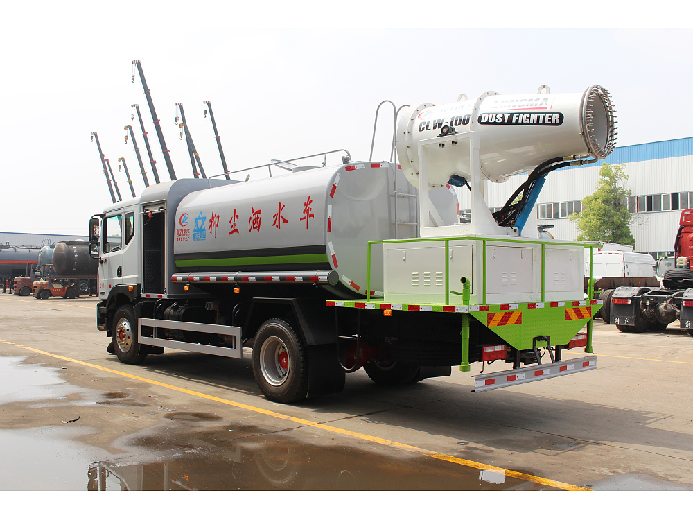 东风D9抑尘车(国五10立方/50-100米雾炮)