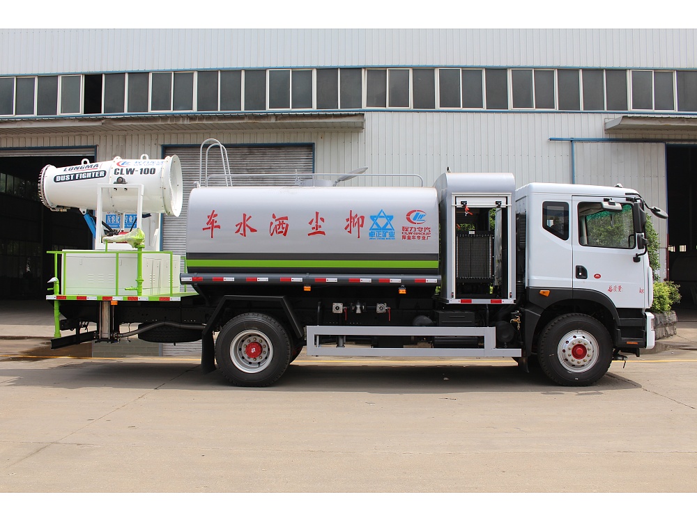 东风D9抑尘车(国五10立方/50-100米雾炮)