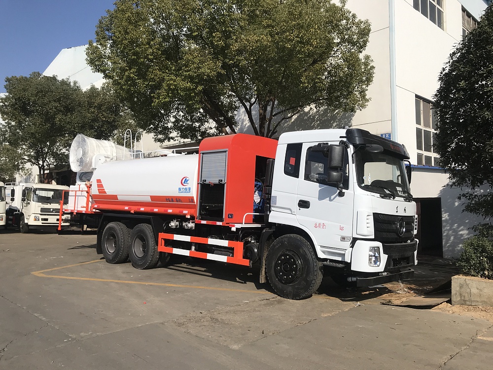 东风随专后双桥雾炮雾炮车(国六16立方/50-120米雾炮)