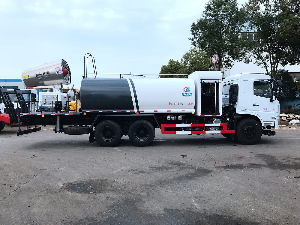 东风专底D3L后双桥抑尘车(国六16立方/50-120米雾炮)
